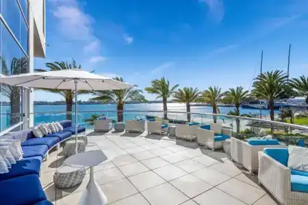Hilton San Diego Bayfront - 26