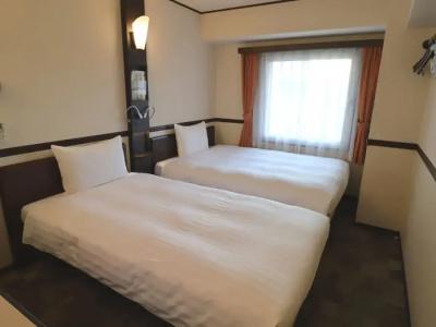 Toyoko Inn Tokyo Shinagawa Konan-guchi Tennozu Isle - 36
