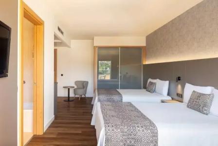Golden Bahía de Tossa & Spa 4* Sup. - 52