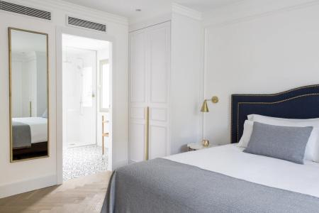 Midmost by Majestic Hotel Group - 5