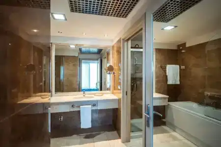 DoubleTree By Hilton Olbia - Sardinia - 68