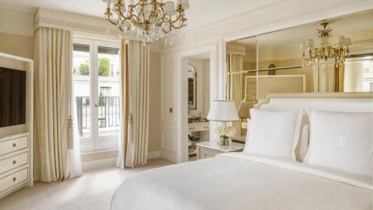 Four Seasons George v Paris - 36