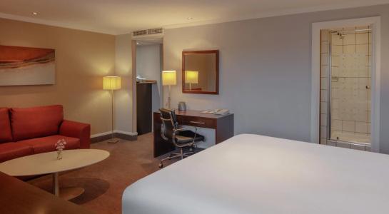 DoubleTree by Hilton Bristol City Centre - 4