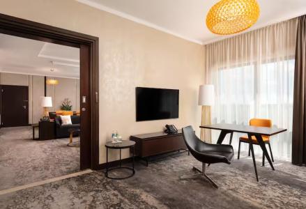 DoubleTree by Hilton Łódź - 55