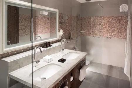 Dusit D2 Kenz Dubai - 44