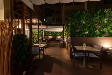 Dinya Lisbon & Lounge Bar - 31