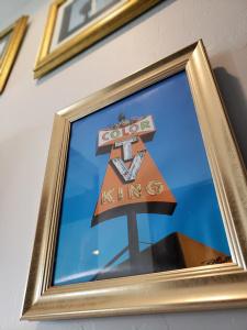 Mccoy - Art, Coffee, Beer, Wine - 29
