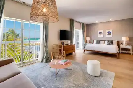 The Savoy & Beach Club - 28