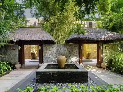 Pullman Oceanview Sanya Bay Resort & Spa - 71