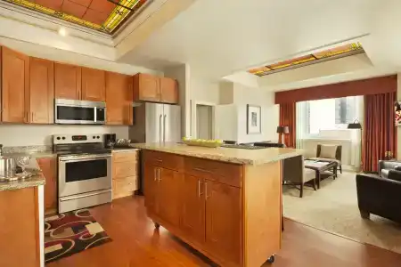 Executive Vintage Court - 27