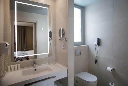 América Sevilla - 33