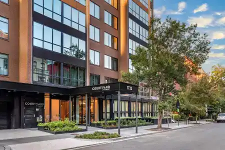 Courtyard by Marriott Washington, DC Dupont Circle - 0