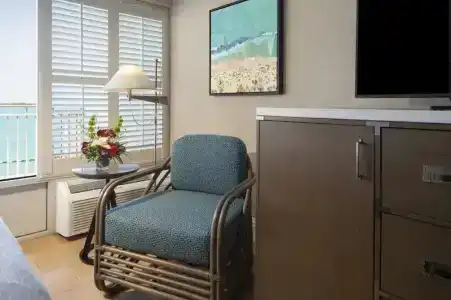 Pier House & Spa - 53