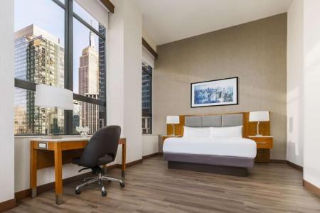 DoubleTree by Hilton - Chelsea - 40