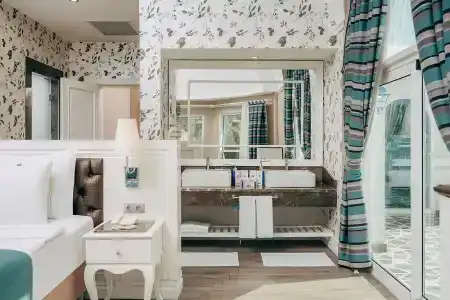 Rubi Platinum Spa Resort & Suites - 100