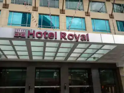Royal - 0