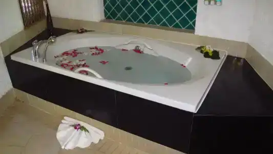 Peace Laguna Resort & Spa - Sha Extra Plus - 46