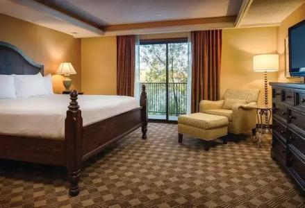 DoubleTree by Hilton Seattle Airport - 51