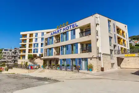 Apart m.s. Katunjanin - 1