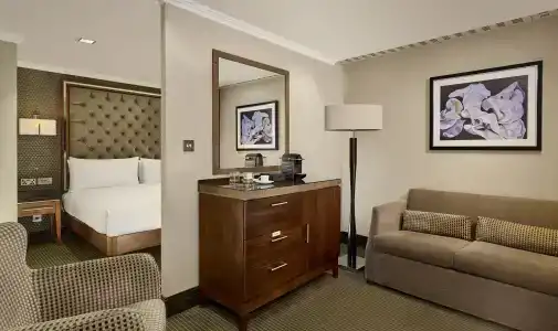 DoubleTree by Hilton London – West End - 8