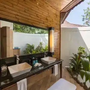Komandoo Island Resort & Spa - 29