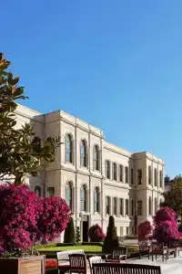 Four Seasons Istanbul at the Bosphorus - 30