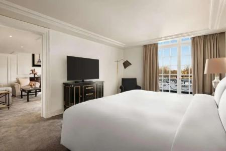Shangri-La Paris - 58