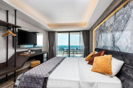 Elite Luxury Suite & Spa - 3