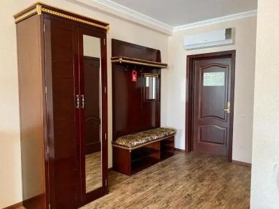 Green Hall - 17