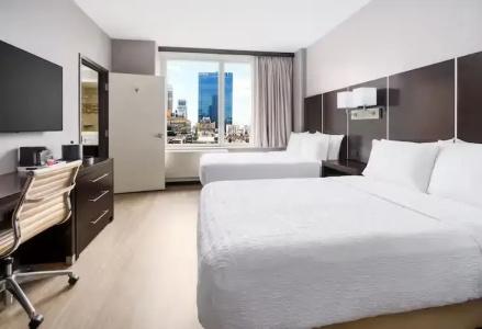 Hampton Inn Times Square Central - 71