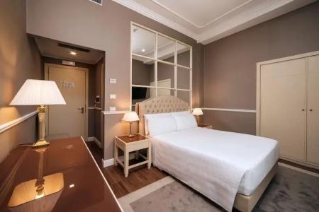 Radisson Blu GHR Rome - 33