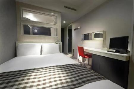 Sotetsu Fresa Inn Shimbashi-Karasumoriguchi - 2