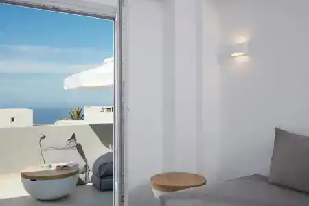 Elysian Santorini - 87