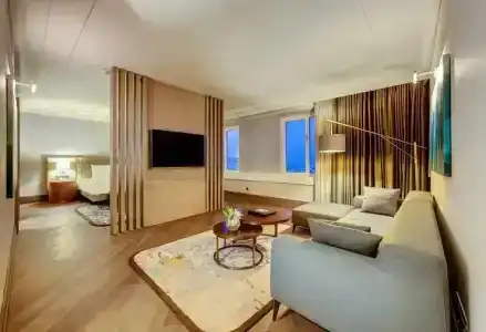 Adana Hiltonsa - 73