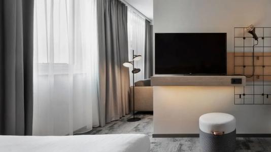 Moxy Duesseldorf City - 26