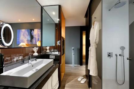 The Level at Melia Barcelona Sky - 46