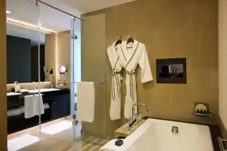 Sofitel Abu Dhabi Corniche - 47