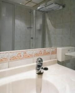 Quality Augustin - 40