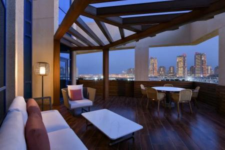 The Ritz-Carlton, - 106