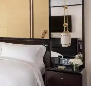 The Peninsula - 6