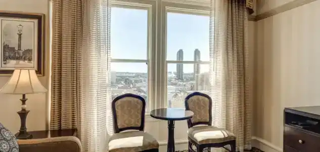 Gaslamp Plaza Suites - 49