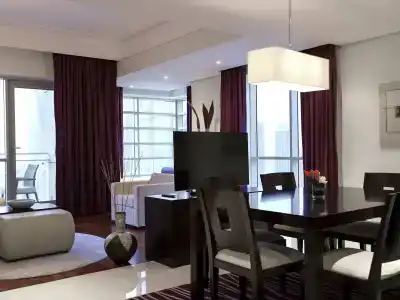 Pullman Dubai Jumeirah Lakes Towers - 61