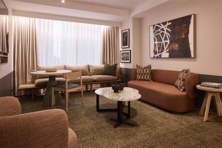 Rydges - 94