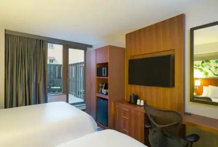 Hilton Garden Inn Central Park South - 45