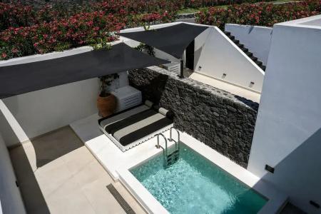Cresanto Luxury Suites - 43