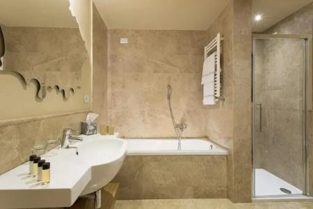 Grand Cavour - 73