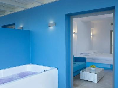Aurora Luxury Suites - 60
