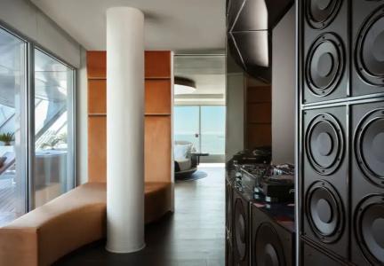 W Barcelona - 108