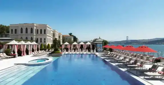 Four Seasons Istanbul at the Bosphorus - 16