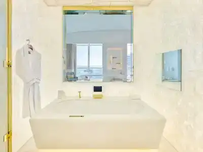 Fairmont - 51